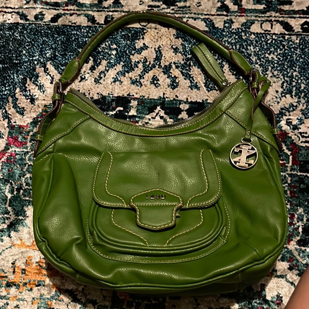 IZOD purse